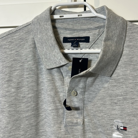 Tommy Hilfiger Custom Fit Polo Shirt Grey Short Sleeve Moisture Wicking NWT - Picture 4 of 14